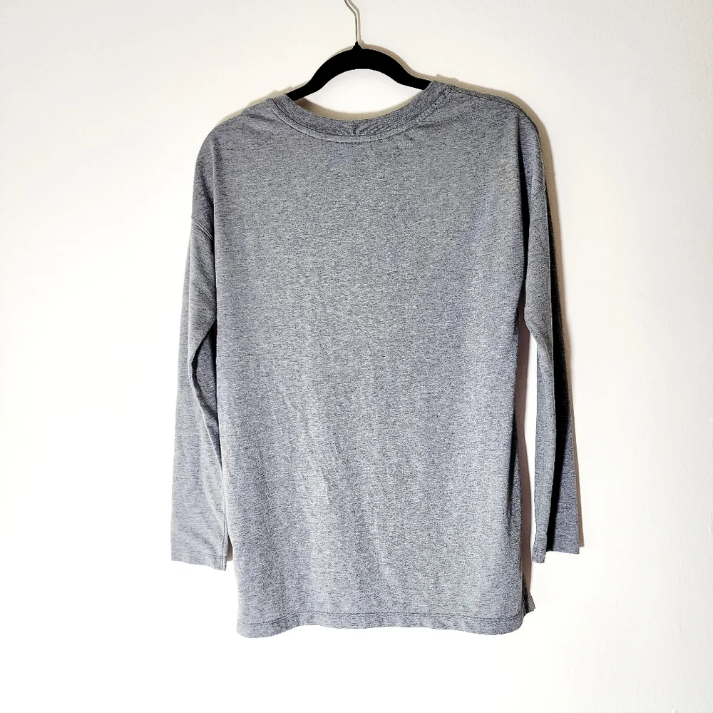 Nike long sleeves crew gray tee
